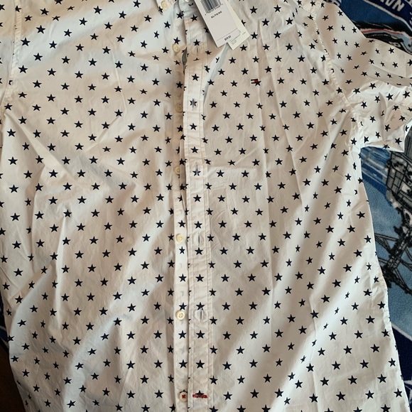 Tommy Hilfiger Other - Tommy hilfigure men’s xl custom fit